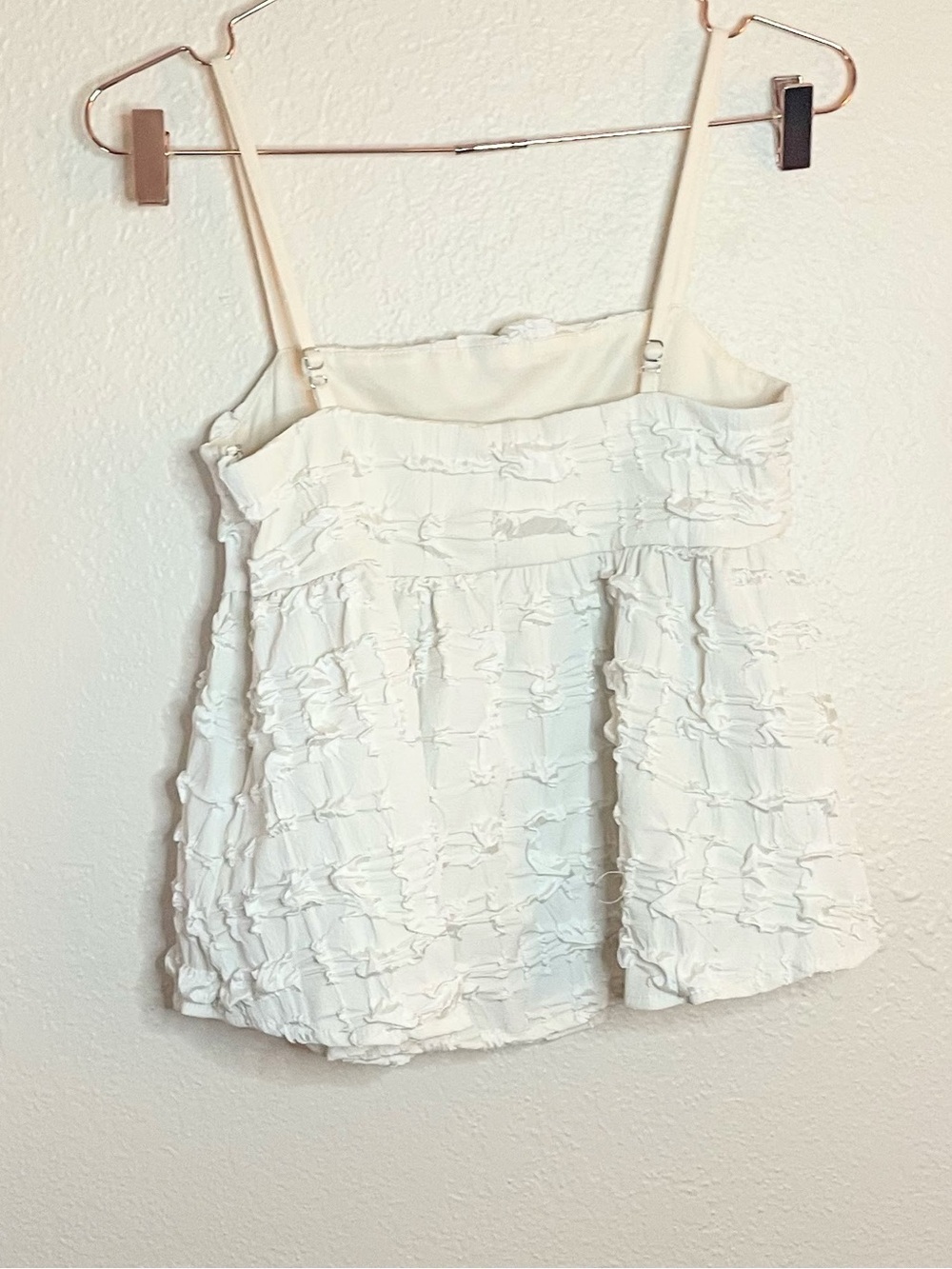 Glam Ivory Textured Ruffle Cami Small - Picture 5 of 7